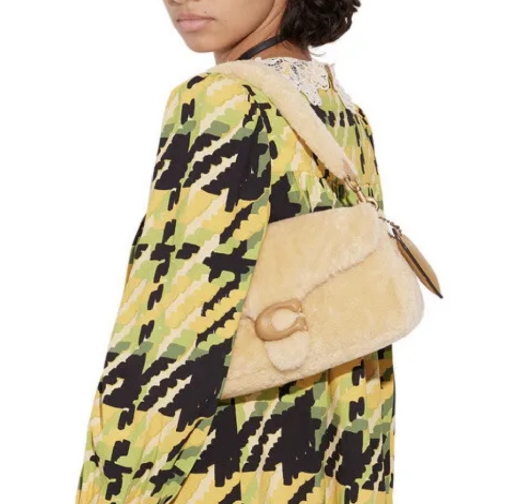 Authentic Coach Shearling Tabby !!